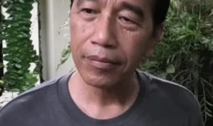 Image Credit Fajar Abrori/Liputan6 - The 7th President of the Republic of Indonesia, Joko Widodo or Jokowi at his private home in Solo.