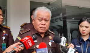 Head of the Attorney General's Office's Legal Information Center Harli Siregar stated that the Attorney General's Office investigators have named Zarof Ricar as a suspect in the TPPU case which is a development of Ronald Tannur's bribery. (Beritasatu/Ilham Oktafian)