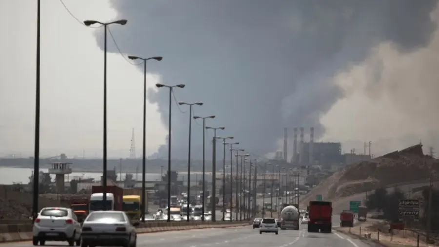 Massive explosion rocks port in Iran, injuring more than 500. (AFP/MOHAMMAD RASOLE MORADI)
