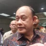 Head of the National Nutrition Agency (BGN) Dadan Hindayana responded to criticism of MBG, at the Ministry of Public Works Office, Jakarta, Saturday (3/22/2025). (Arief/Liputan6)