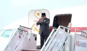 President Prabowo Subianto departs for Halim Perdanakusuma Air Base, Jakarta, from TUDM Subang Air Base in Selangor, Malaysia, Tuesday, May 27, 2025 after completing his entire agenda of attending the 46th ASEAN Summit and other high-level meetings in Kuala Lumpur. (Antara)