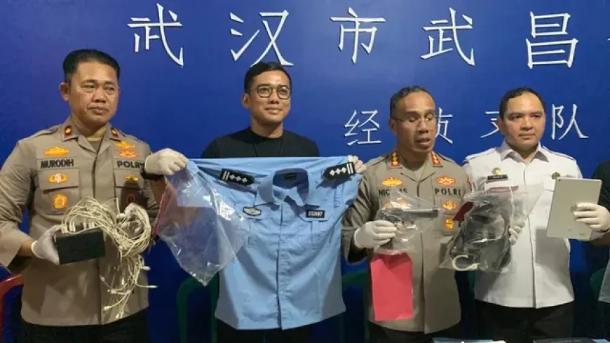 Online Scam Syndicate Disguised as Chinese Police Busted in South Jakarta
